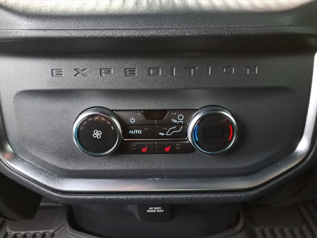 Certified 2025 Ford Expedition Tremor image 28