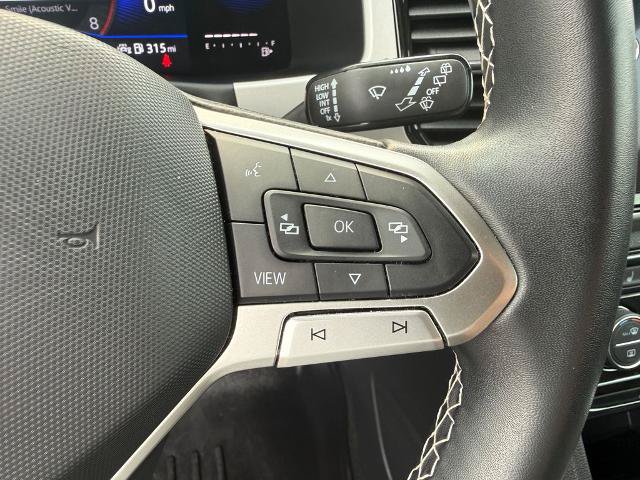 Used 2022 Volkswagen Atlas Cross Sport SE w/ Black Wheel Package AWD/4WD image 39