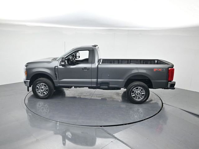 Certified 2025 Ford F350 XLT w/ FX4 Off-Road Package AWD/4WD image 38