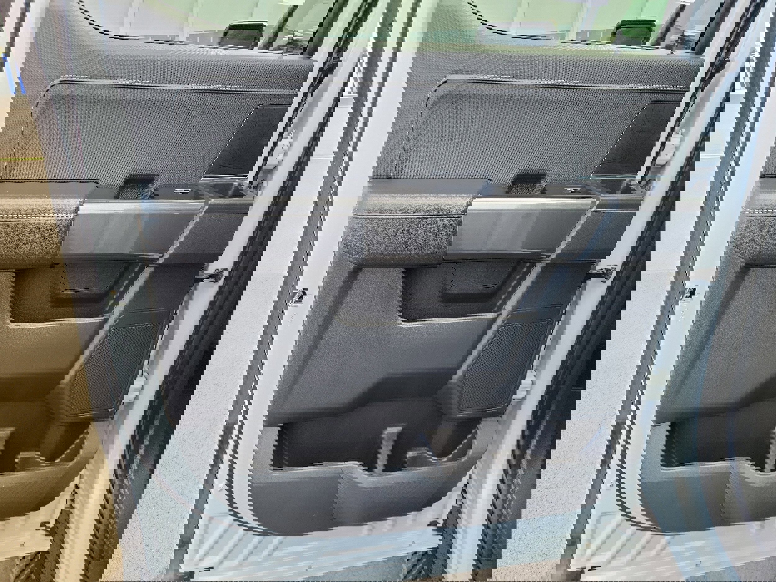 Certified 2022 Ford F150 XLT w/ Equipment Group 302A High image 12