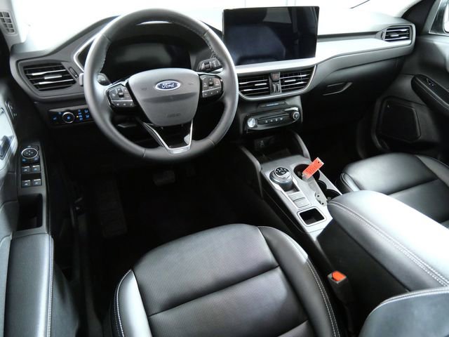 Certified 2025 Ford Escape Platinum AWD/4WD image 4