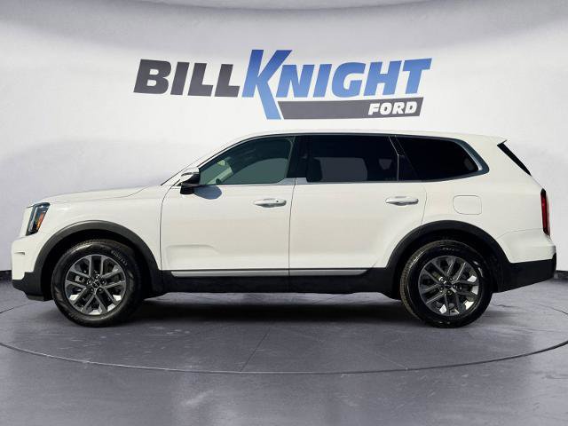 Used 2023 Kia Telluride LX image 2