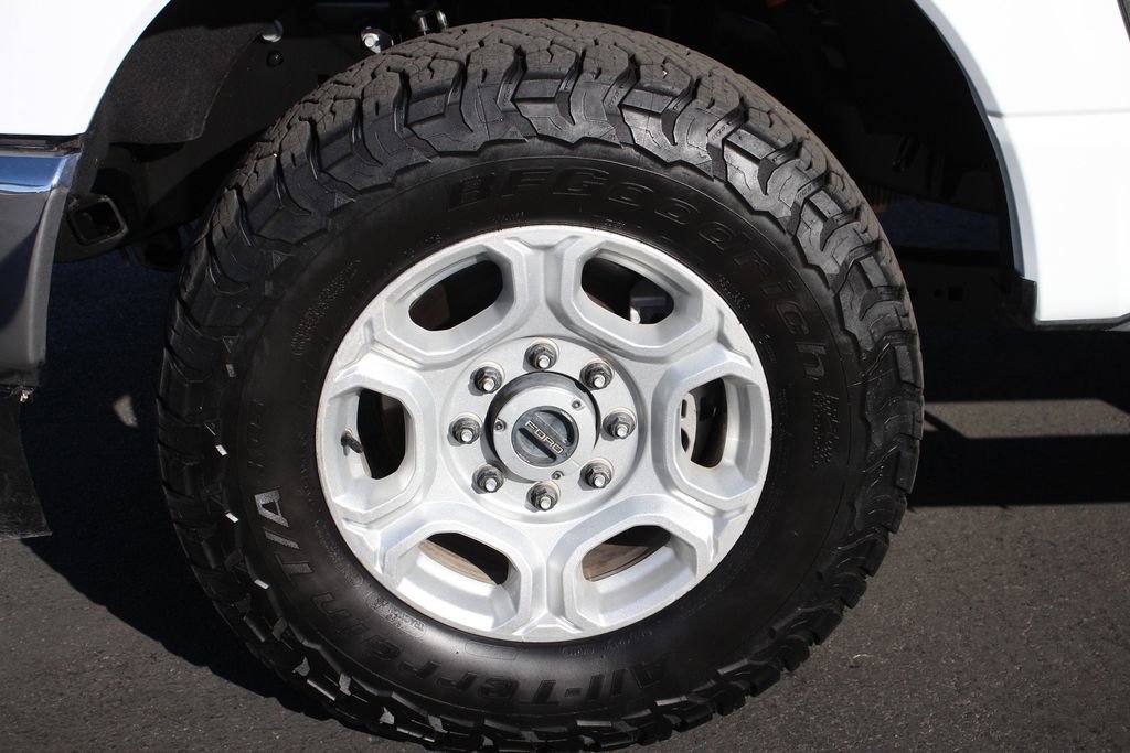 Certified 2025 Ford F250 XLT image 14