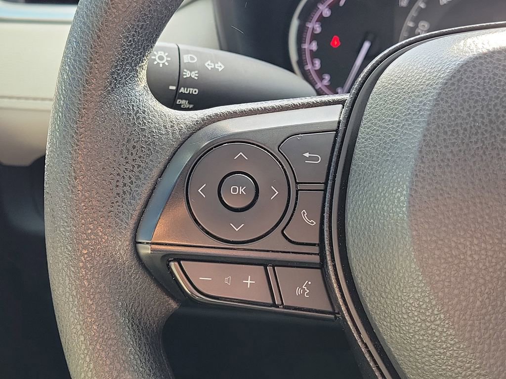 Used 2023 Toyota RAV4 XLE w/ Convenience Package image 26