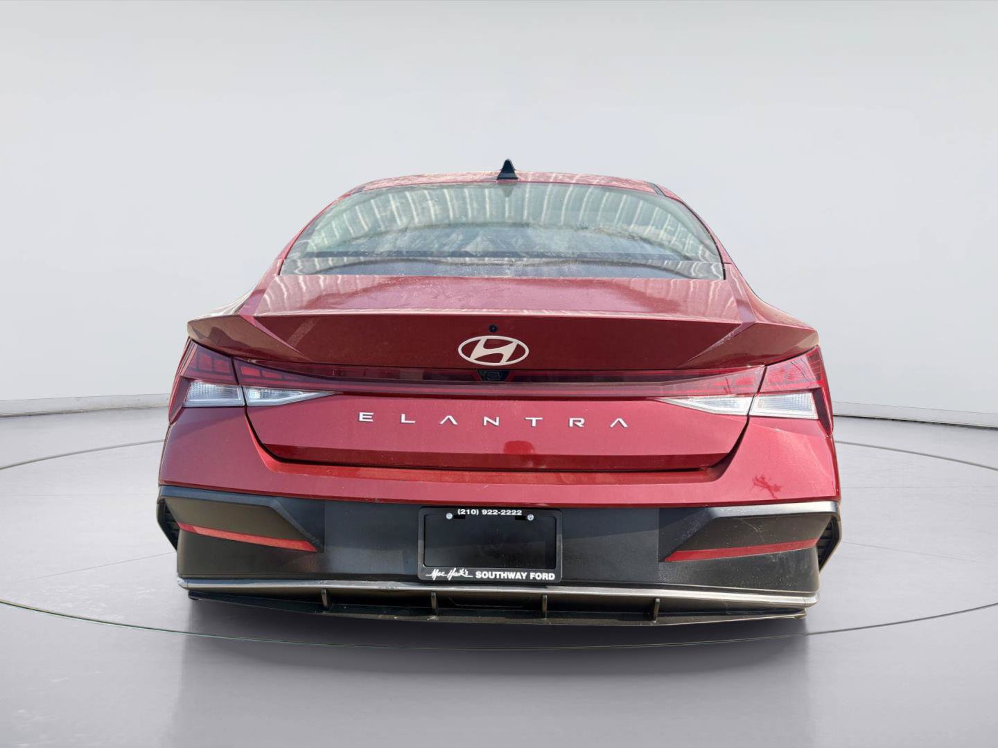 Used 2025 Hyundai Elantra SEL FWD image 6