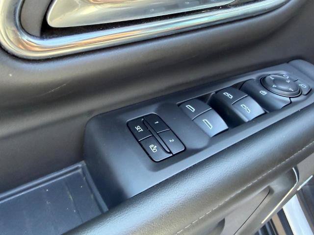 Used 2024 Chevrolet Tahoe LT AWD/4WD image 22