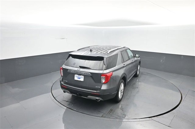 Certified 2022 Ford Explorer Limited w/ Limited Technology Package image 26