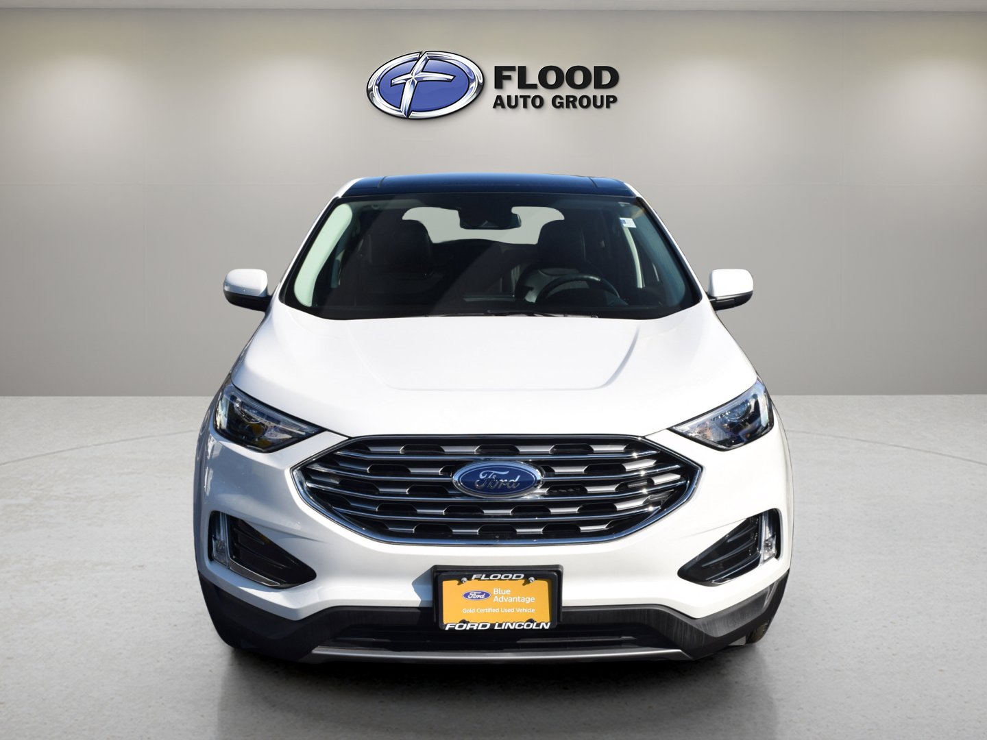 Certified 2022 Ford Edge SEL w/ Convenience Package image 2