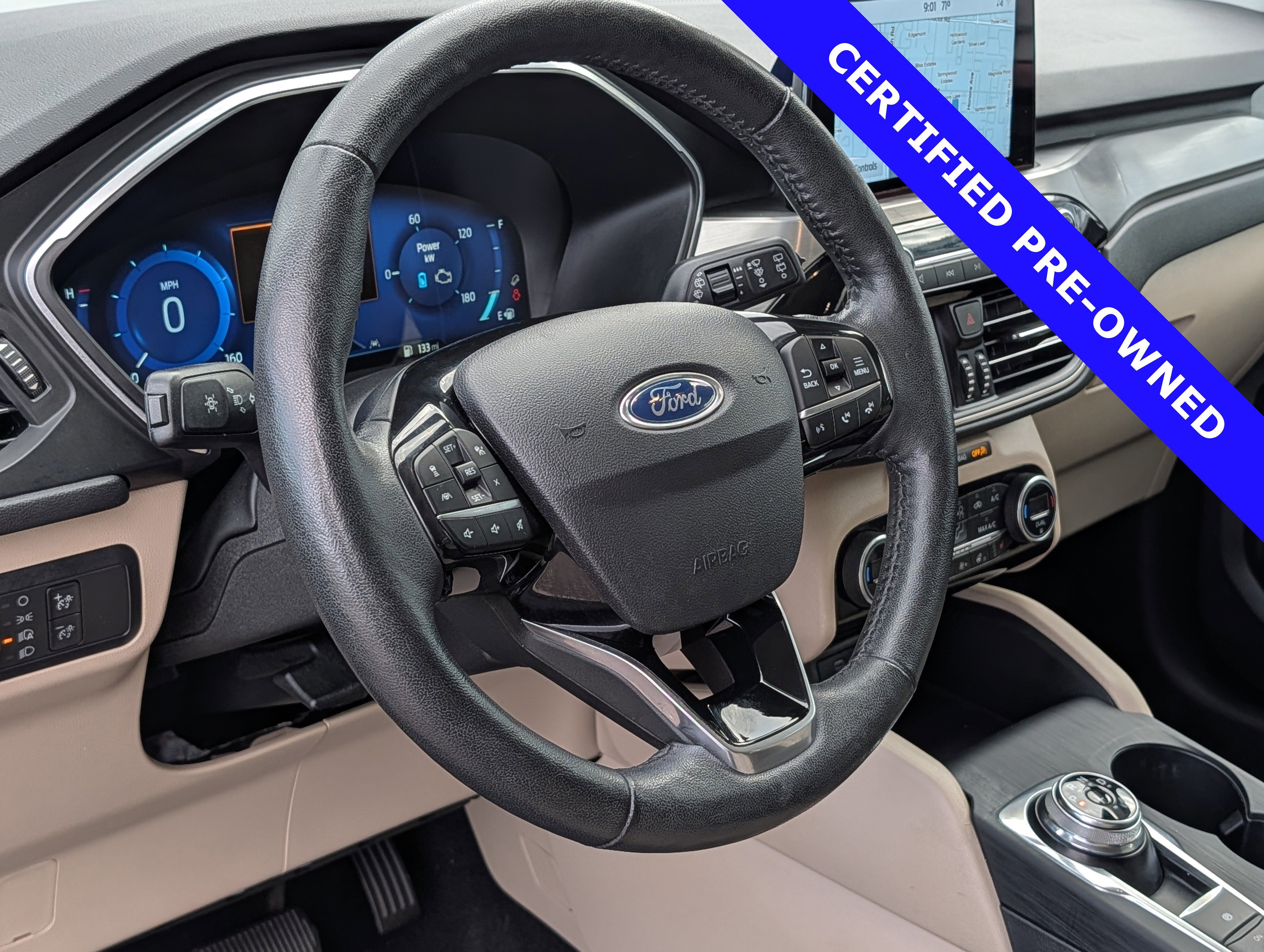 Certified 2021 Ford Escape Titanium FWD image 21