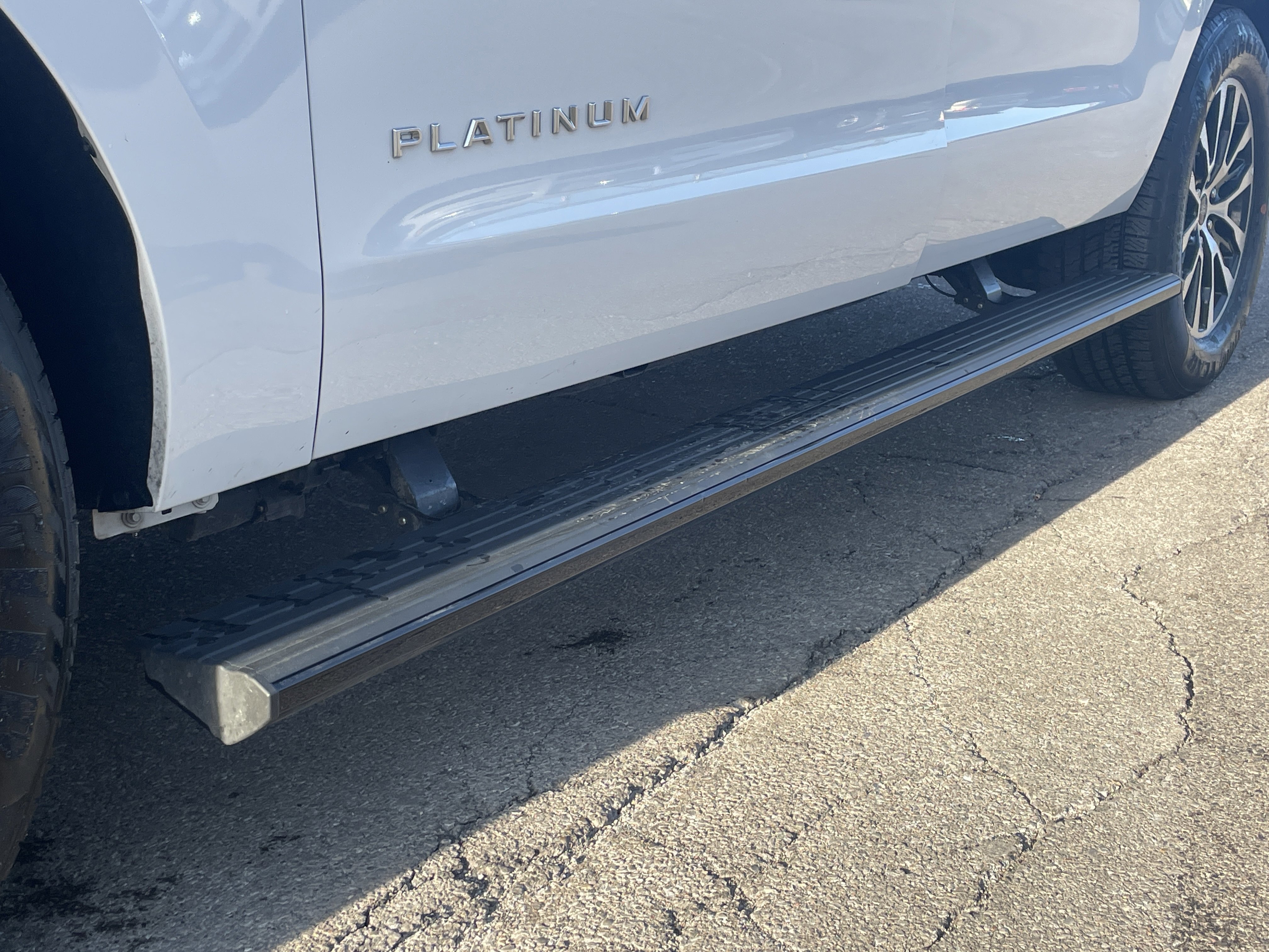 Certified 2025 Ford Expedition Max Platinum image 12