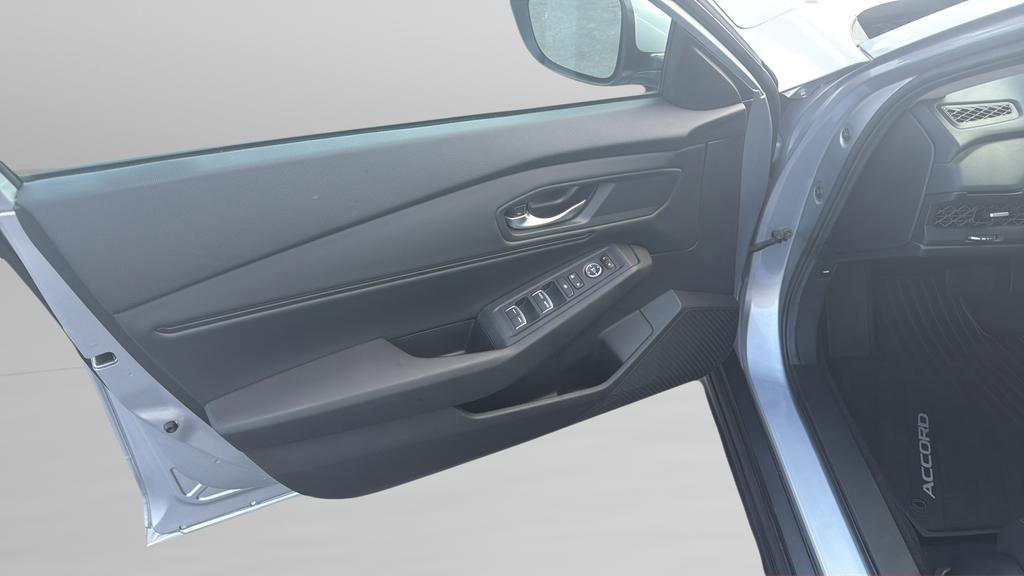 Used 2024 Honda Accord EX image 27