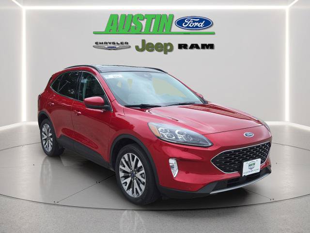 Certified 2022 Ford Escape Titanium w/ Class II Trailer Tow Package AWD/4WD image 7