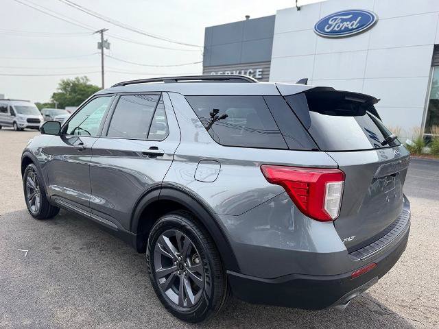 Certified 2024 Ford Explorer XLT w/ Equipment Group 202A AWD/4WD image 5