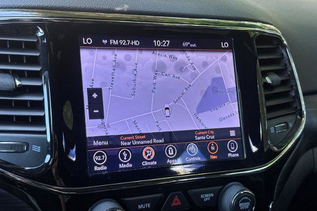 Used 2019 Jeep Grand Cherokee Altitude AWD/4WD image 19