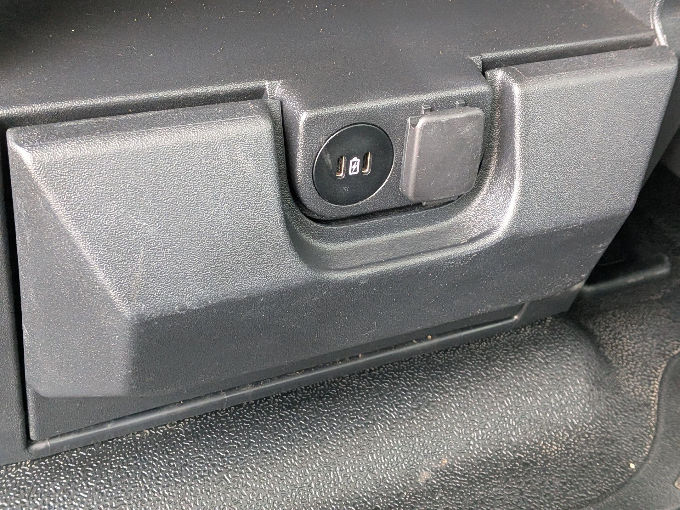 Certified 2023 Ford F350 XLT w/ 360-Degree Camera Package image 29