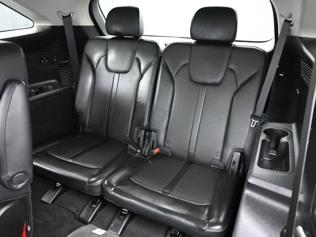 Used 2021 Kia Sorento EX image 19