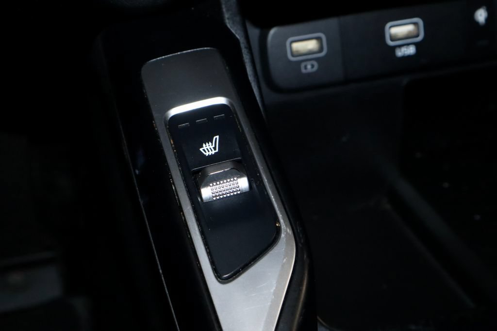 Used 2023 Kia Sorento EX AWD/4WD image 5