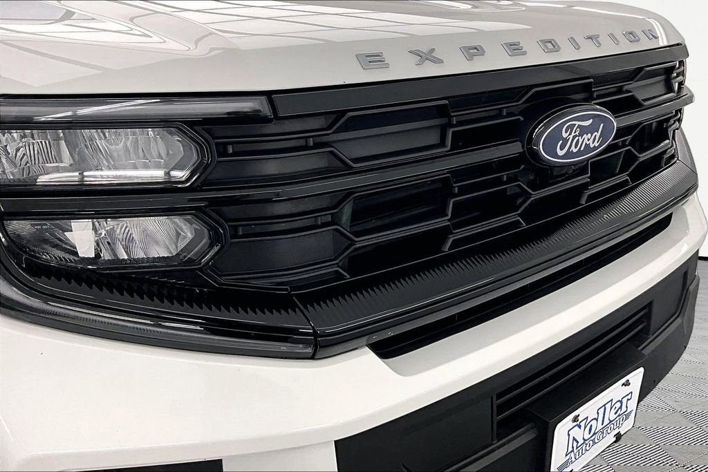 Certified 2025 Ford Expedition Max Active AWD/4WD image 29