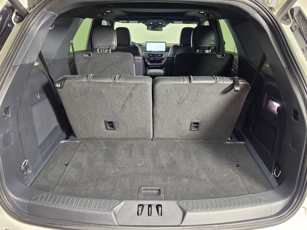 Certified 2025 Ford Explorer ST AWD/4WD image 15