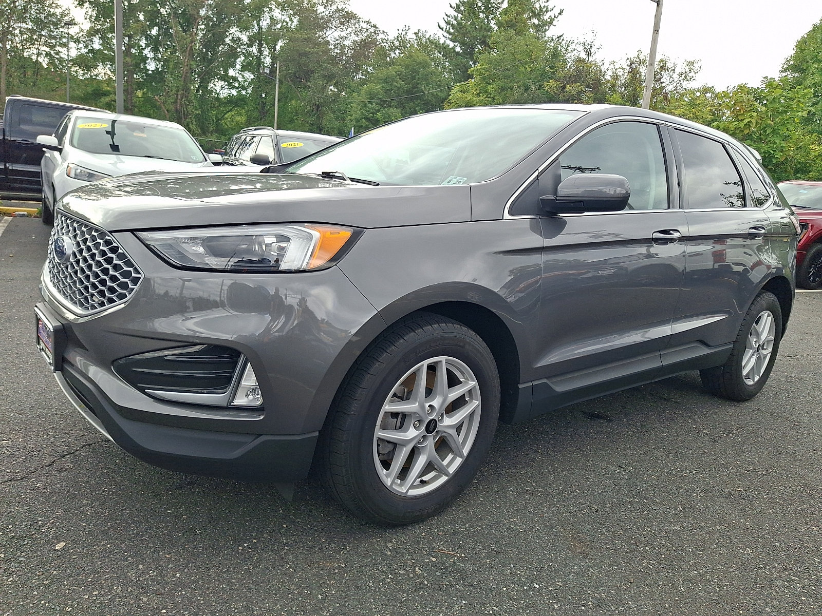 Certified 2024 Ford Edge SEL w/ Convenience Package AWD/4WD image 5