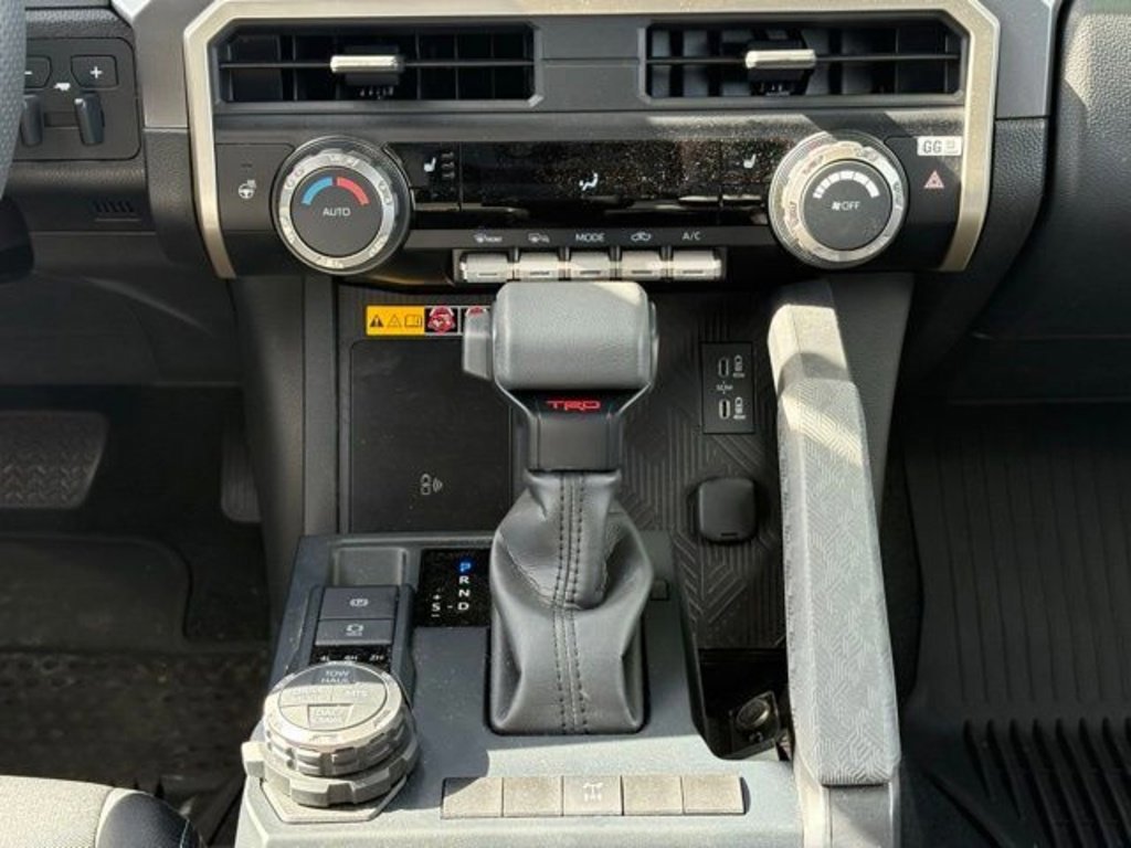 Used 2024 Toyota Tacoma 4x4 Double Cab image 68