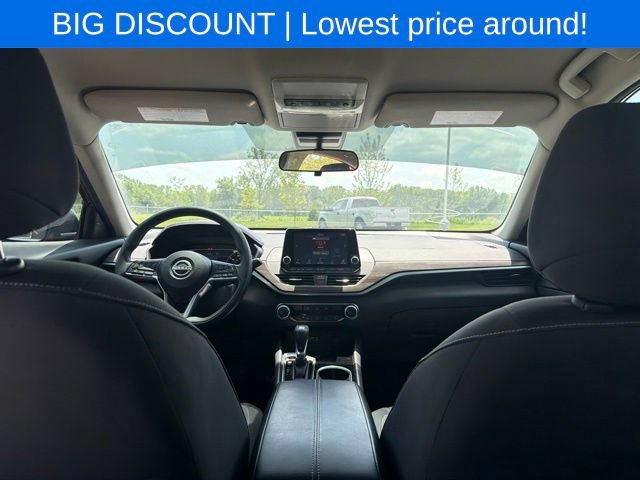 Used 2024 Nissan Altima 2.5 SV FWD image 18