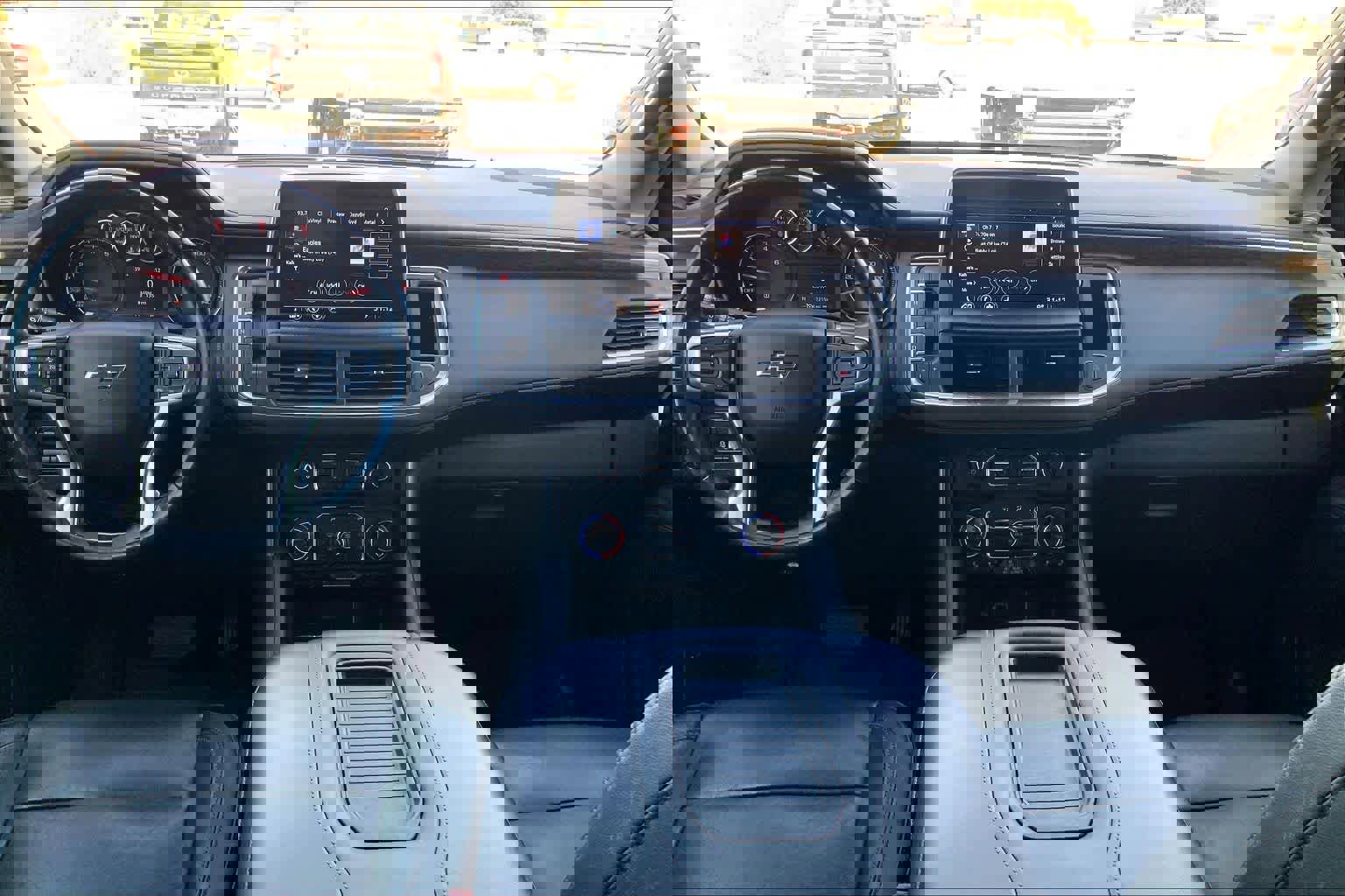 Used 2021 Chevrolet Tahoe Z71 w/ Z71 Signature Package image 29