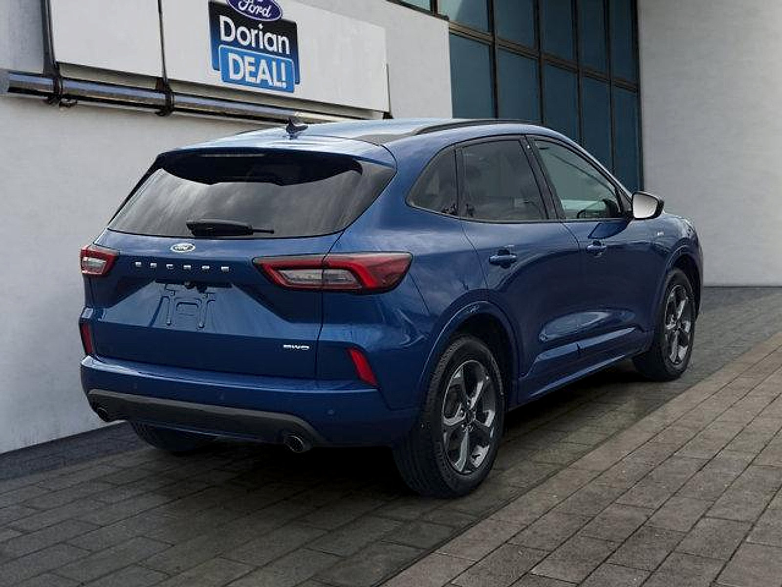 Certified 2023 Ford Escape ST-Line w/ Tech Pack #1 AWD/4WD image 3