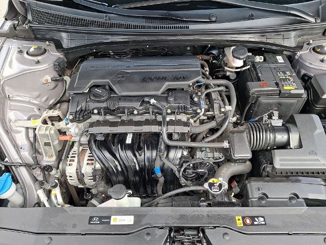 Used 2023 Hyundai Elantra SEL w/ Convenience Package FWD image 29