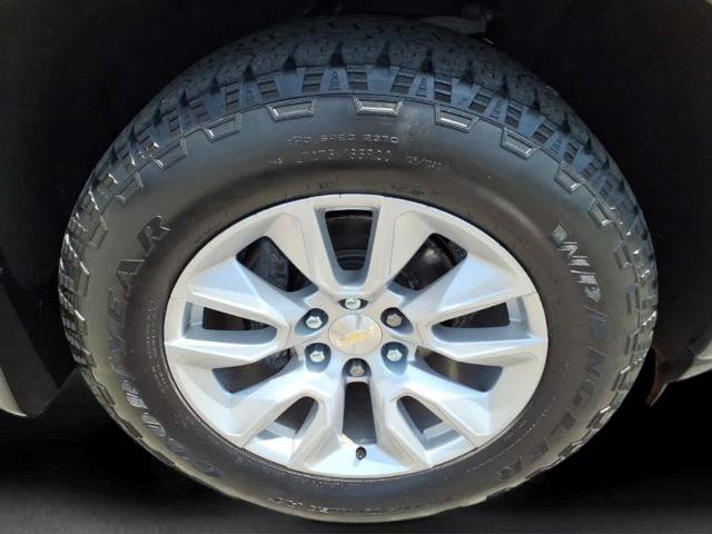 Used 2020 Chevrolet Silverado 1500 Custom w/ Custom Value Package AWD/4WD image 11