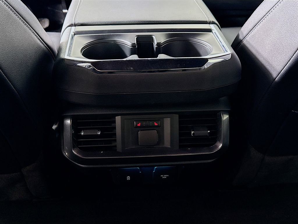 Certified 2022 Ford F150 Lariat w/ Equipment Group 502A High image 26