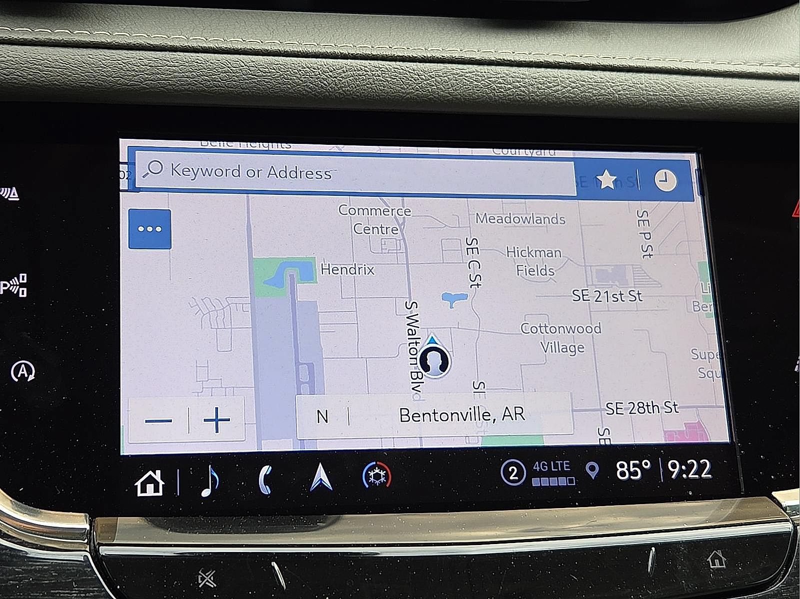 Used 2023 Cadillac XT6 Premium Luxury w/ Technology Package FWD image 18