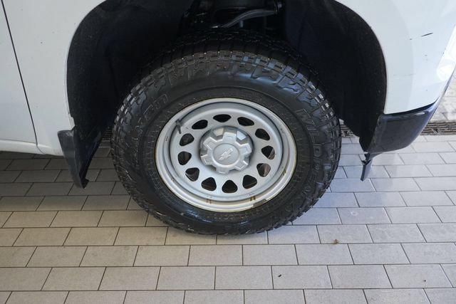 Used 2022 Chevrolet Silverado 1500 W/T w/ WT Value Package AWD/4WD image 16