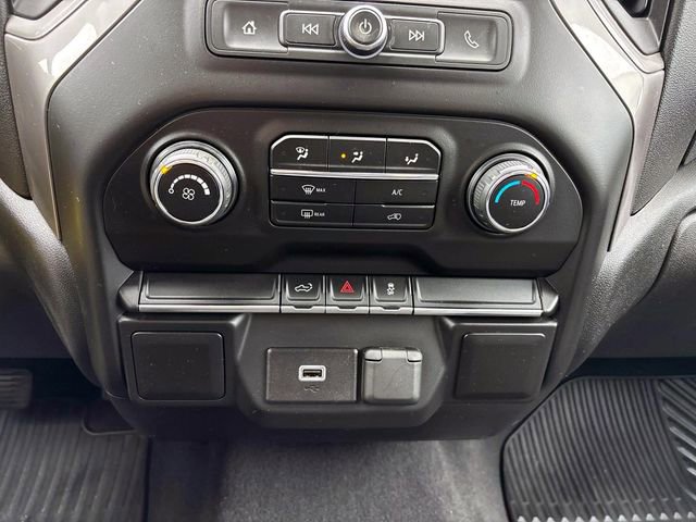 Used 2020 Chevrolet Silverado 1500 Custom w/ Custom Value Package image 18