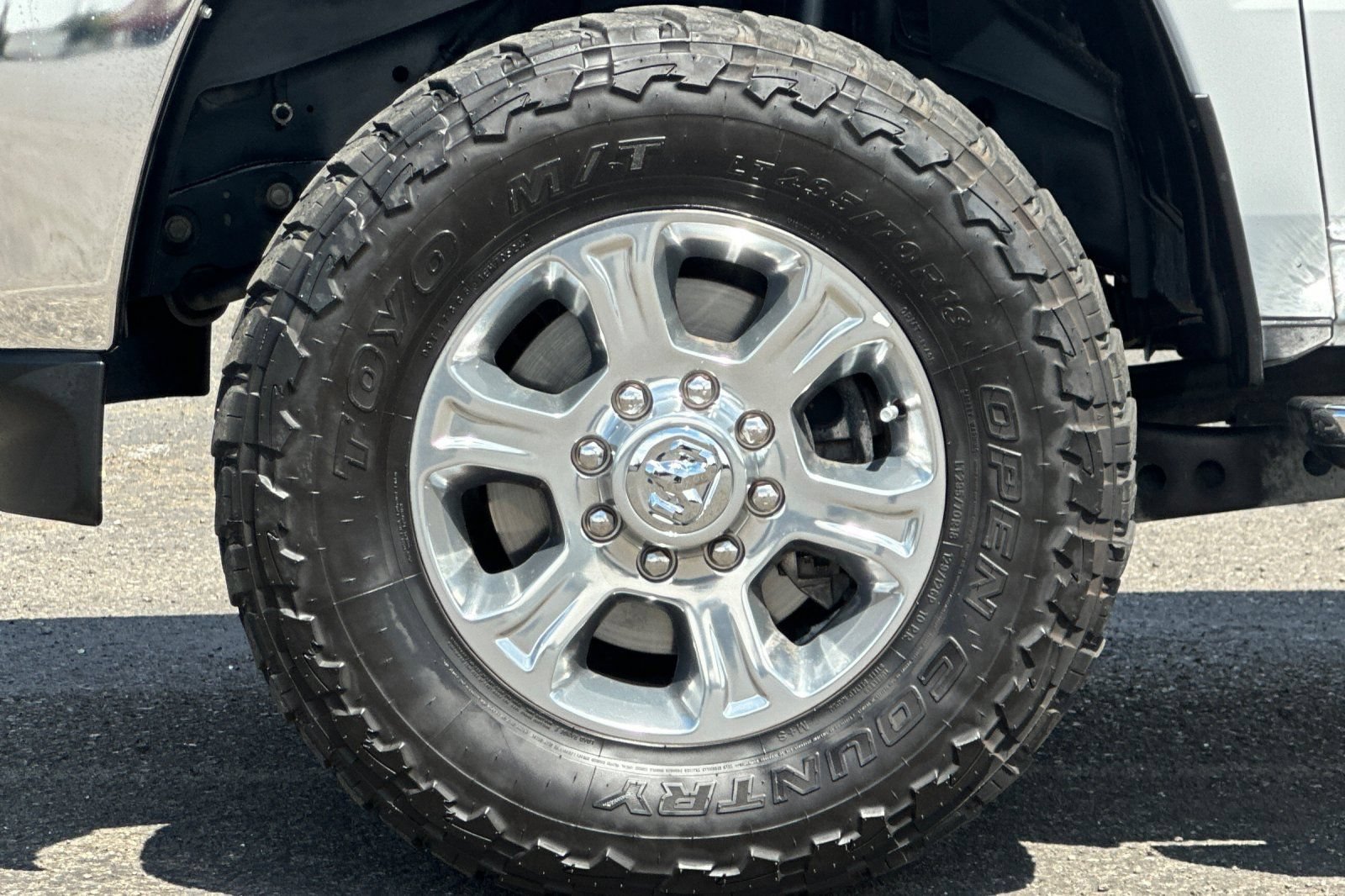 Used 2024 RAM 2500 Big Horn AWD/4WD image 43
