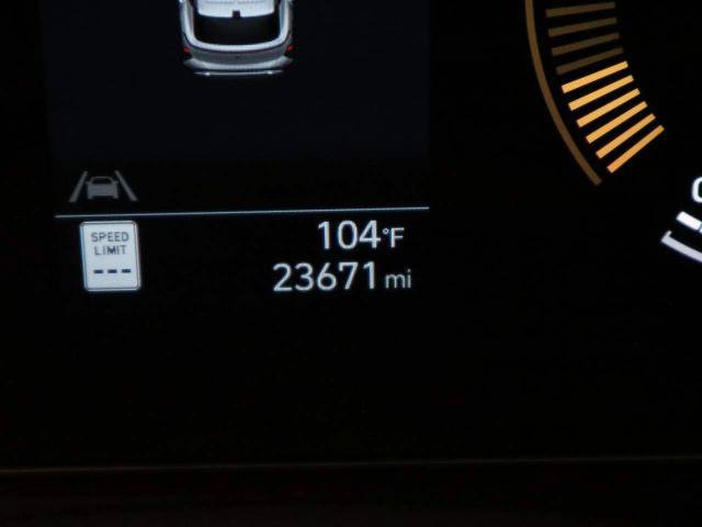 Used 2025 Hyundai Kona SEL FWD image 20