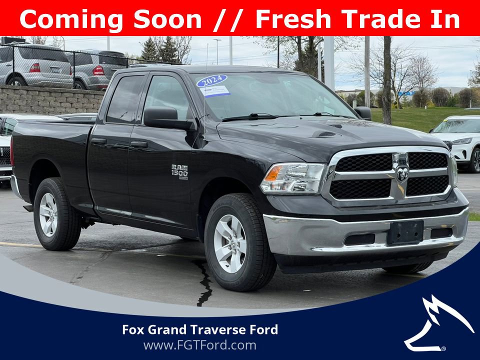 Used 2024 RAM 1500 Classic SLT AWD/4WD image 32