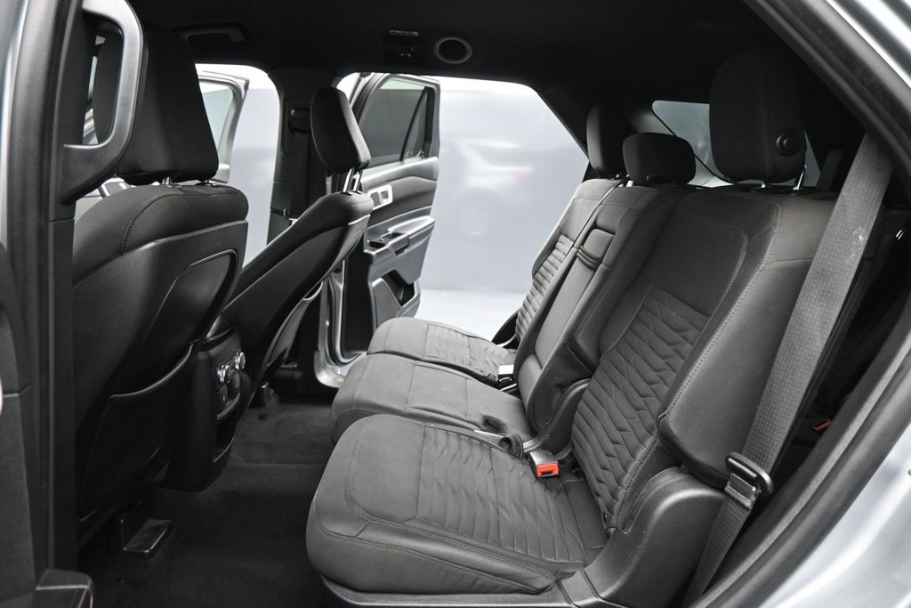 Certified 2020 Ford Explorer XLT RWD image 18