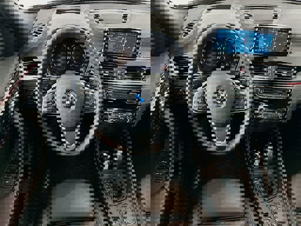 Used 2019 BMW X2 sDrive28i image 13