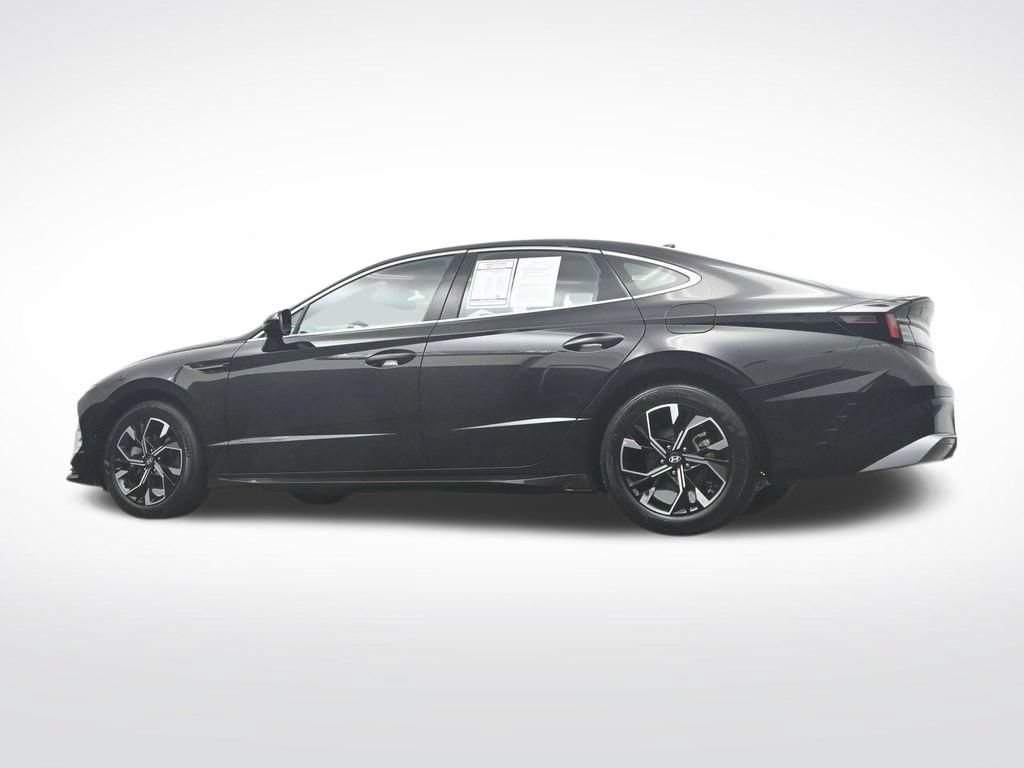 Used 2025 Hyundai Sonata SEL FWD image 46