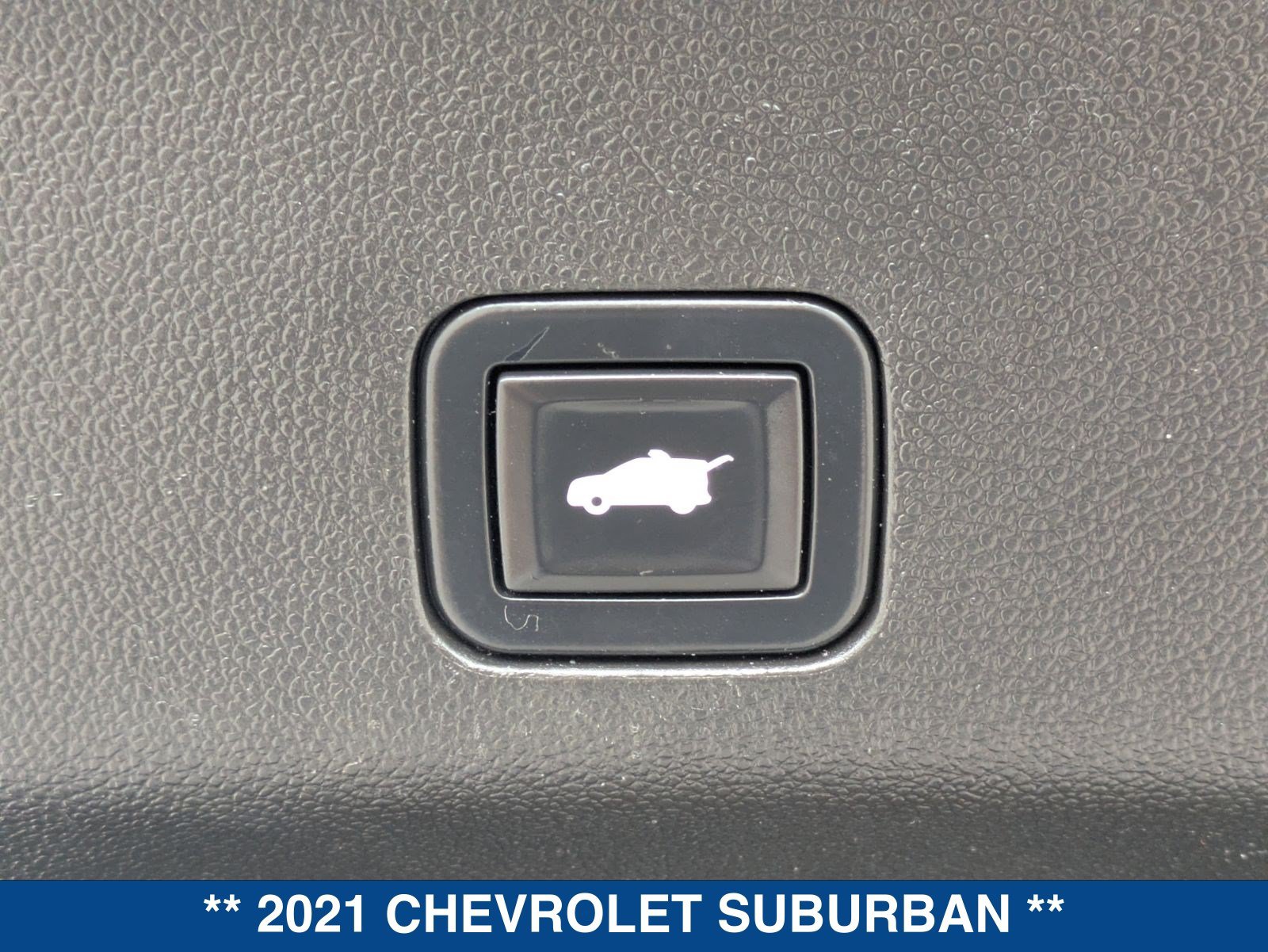Used 2021 Chevrolet Suburban High Country AWD/4WD image 16