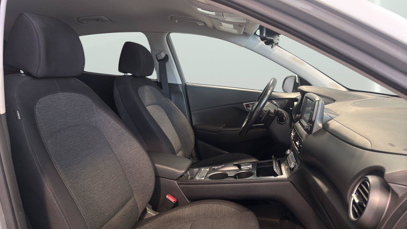 Used 2021 Hyundai Kona SEL FWD image 14