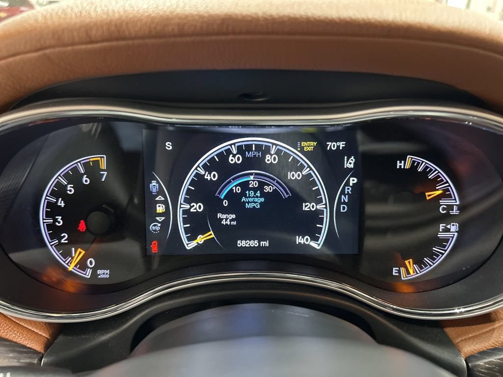Used 2020 Jeep Grand Cherokee Summit w/ Platinum Series Group AWD/4WD image 18