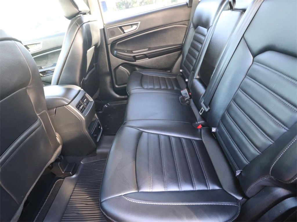 Certified 2022 Ford Edge SEL w/ Convenience Package image 11