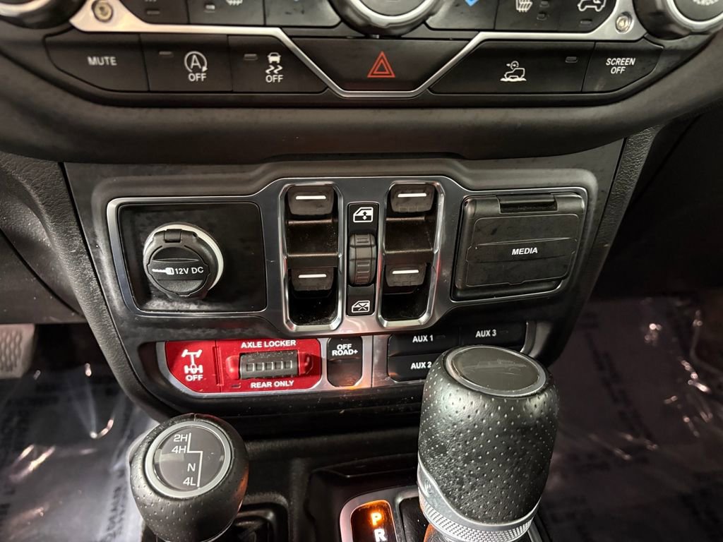 Used 2023 Jeep Gladiator Mojave w/ LED Lighting Group image 17