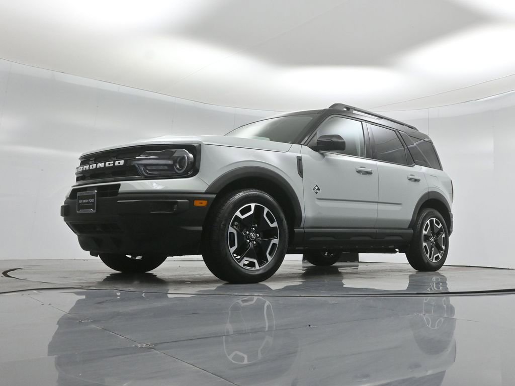 Certified 2022 Ford Bronco Sport Outer Banks w/ Tech Package AWD/4WD image 48