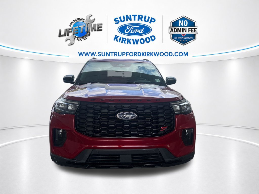 Certified 2025 Ford Explorer ST AWD/4WD image 10