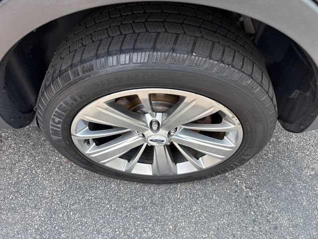 Certified 2018 Ford Explorer Limited w/ Equipment Group 301A AWD/4WD image 19