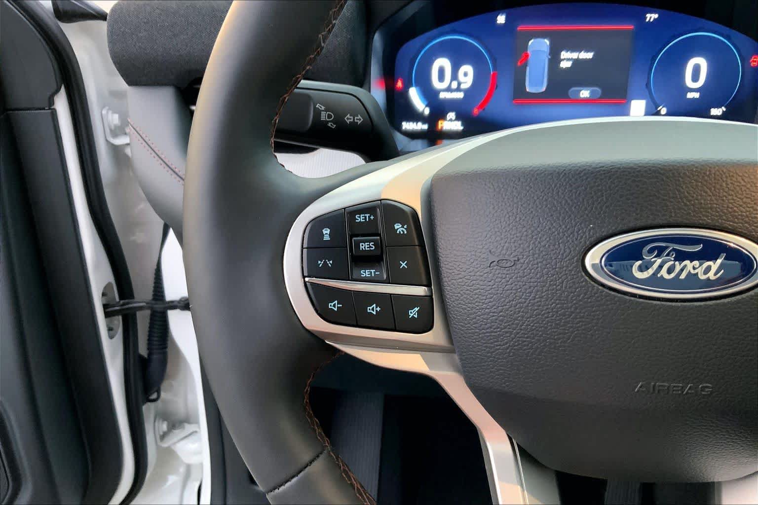 Certified 2025 Ford Explorer Active w/ Active Comfort Package RWD image 23