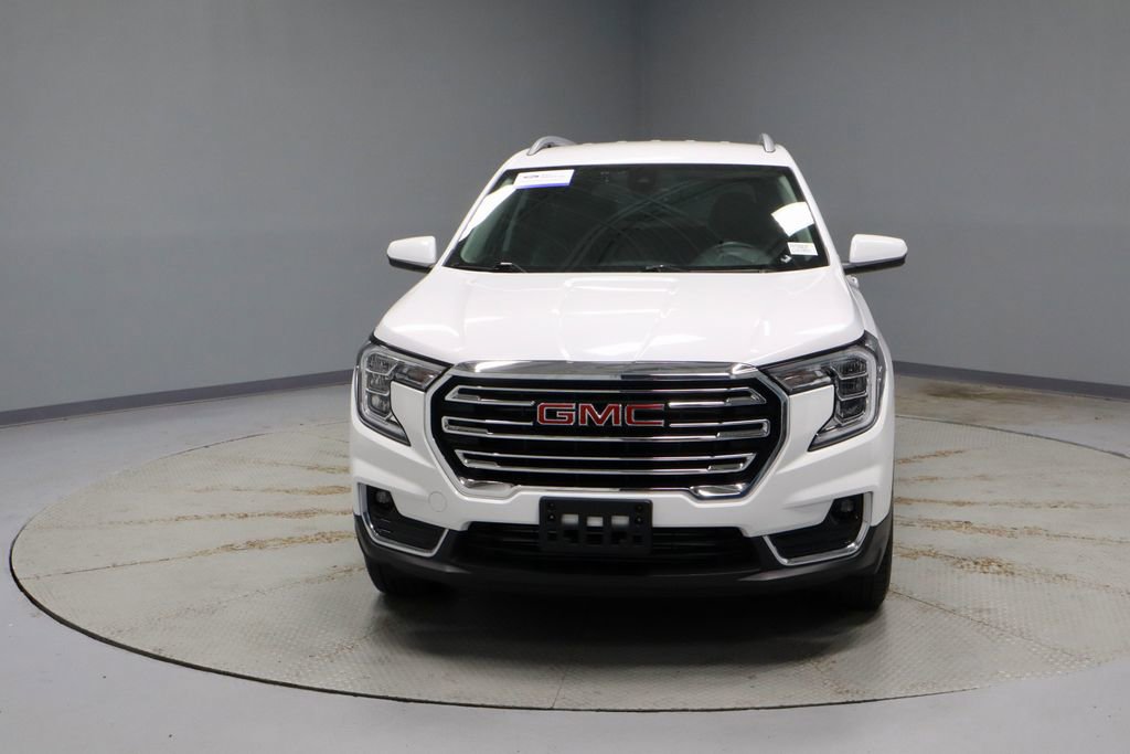 Used 2024 GMC Terrain SLT AWD/4WD image 6